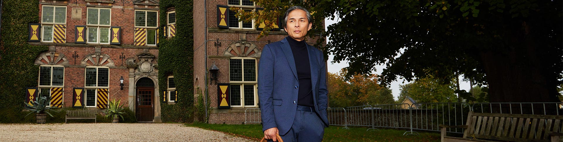 corporate-campagne-header-man corporate-campagne-header-man