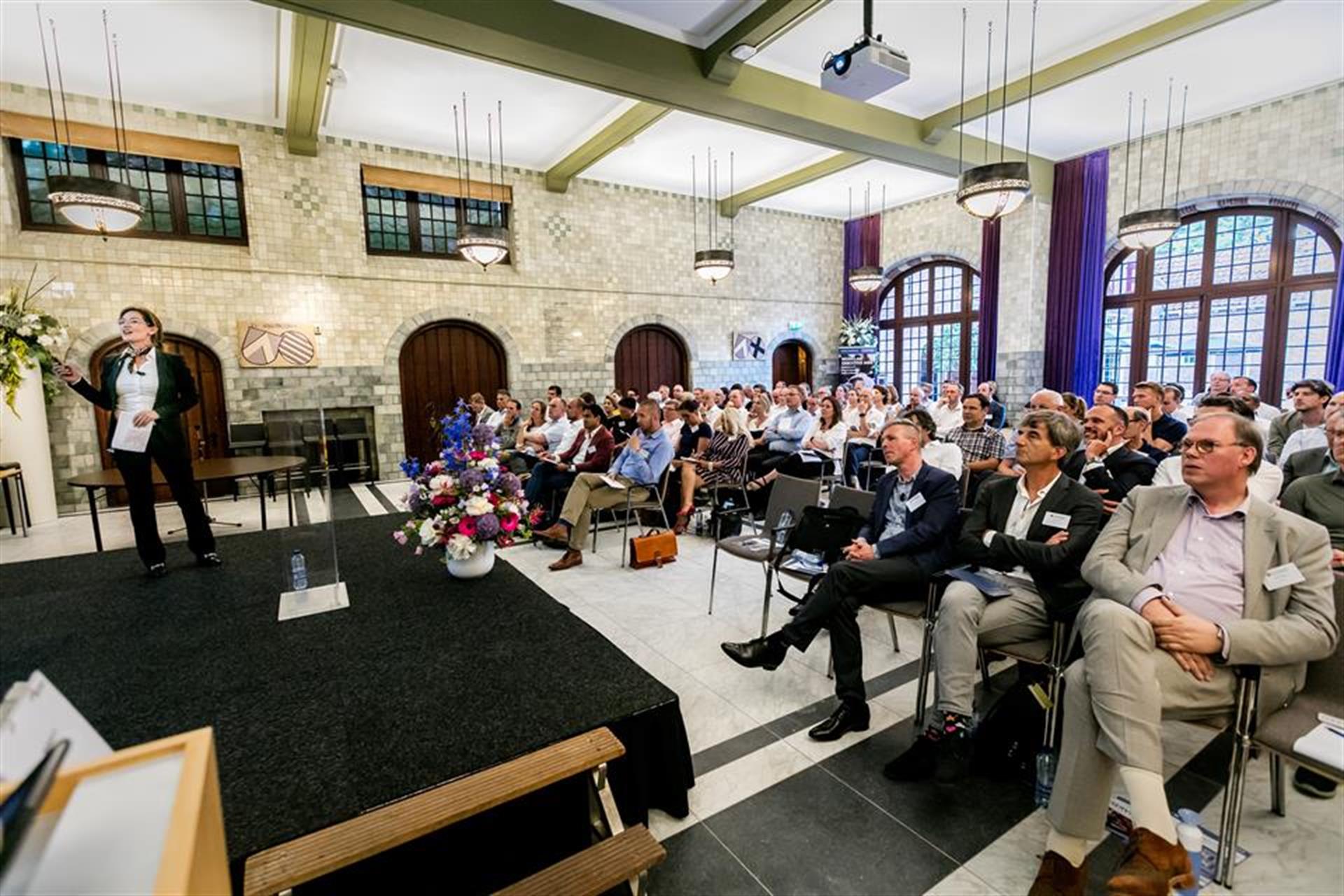 nyenrode-business-universiteit_4