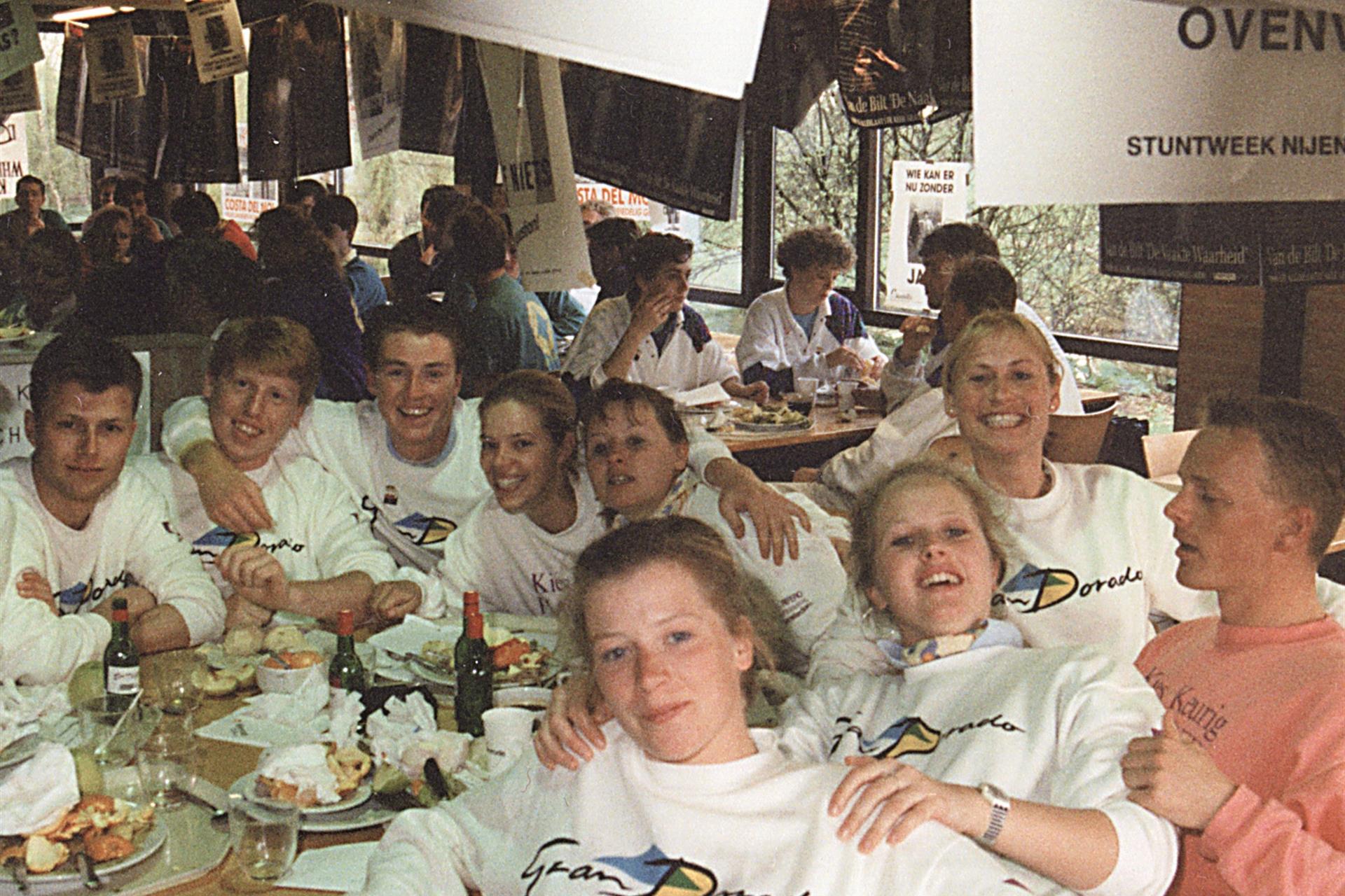 thema_mensa_1988_stuntweekjpg