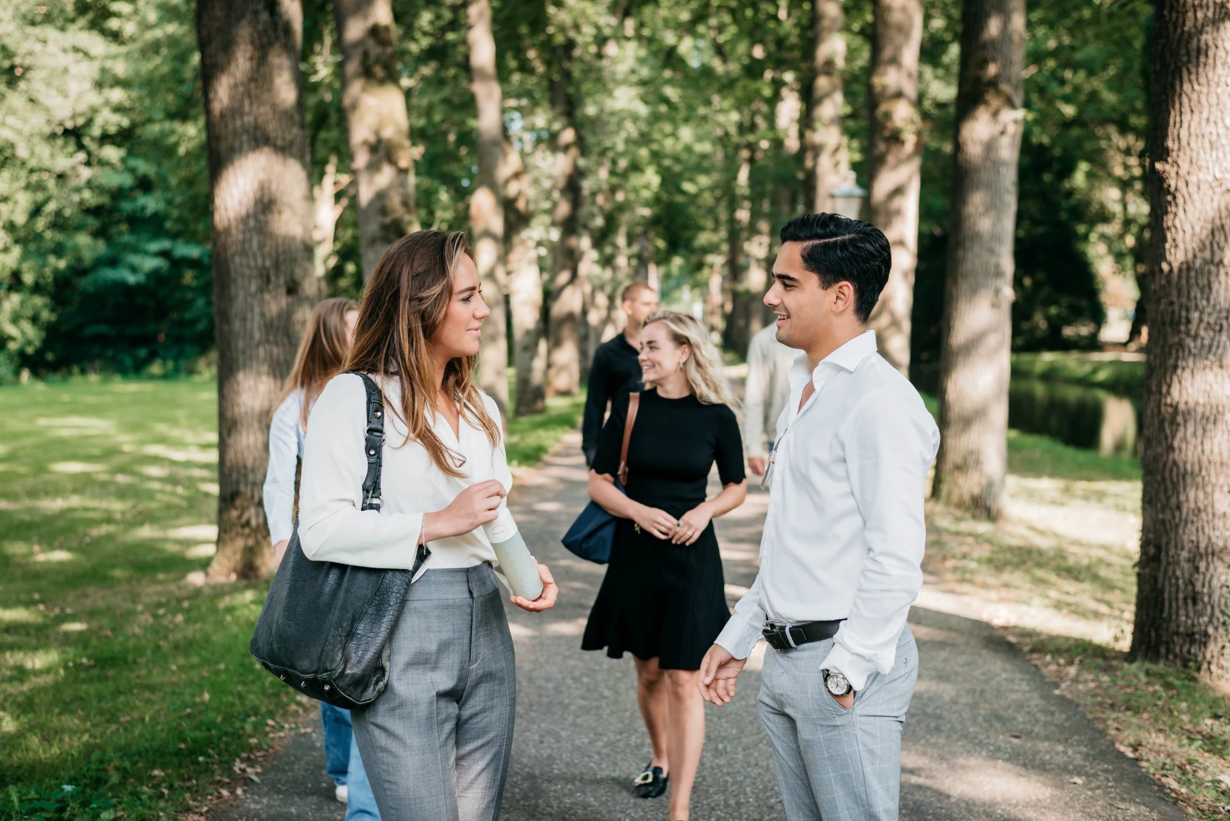 Studenten op het landgoed