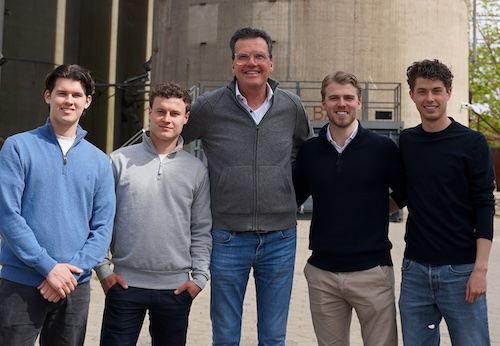 Stefan van de Ven met de studenten van Ondernemend Nyenrode Stefan van de Ven met de studenten van Ondernemend Nyenrode