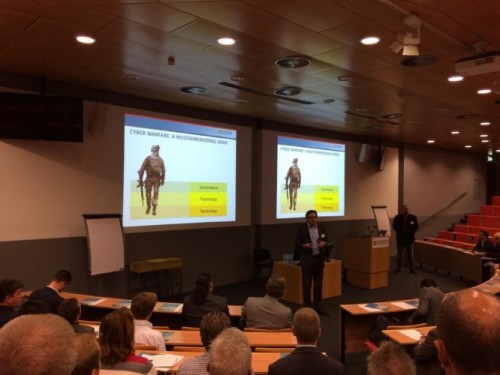 Cyber Security presentatie in de Pfizer zaal