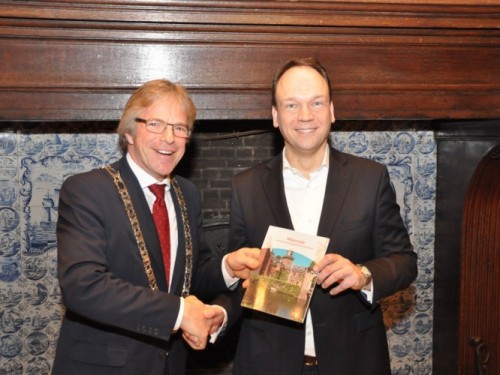 Boekpresentatie van Remmelt Vetkamp aan Marc Witteman