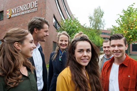 Controlling opleiding studenten op het landgoed