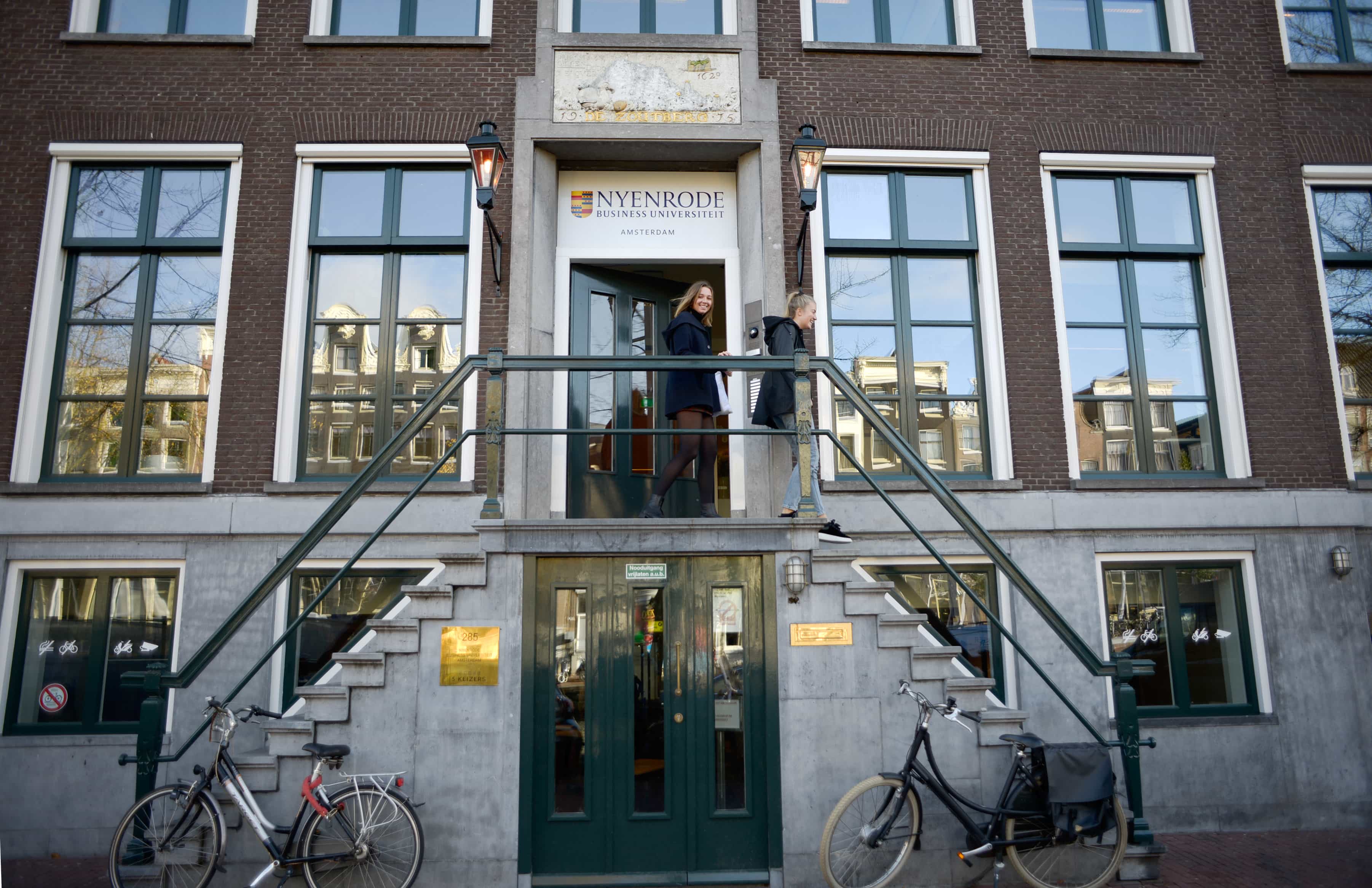 Nyenrode Amsterdam entrance Meet Nyenrode at our location in Amsterdam