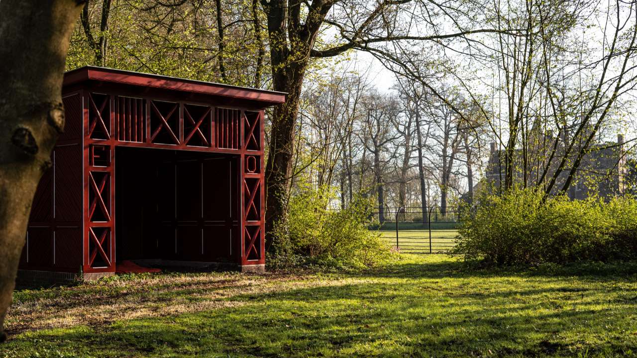 Stichting Nyenrode Fonds - Menagerie, speelprieel - na restauratie