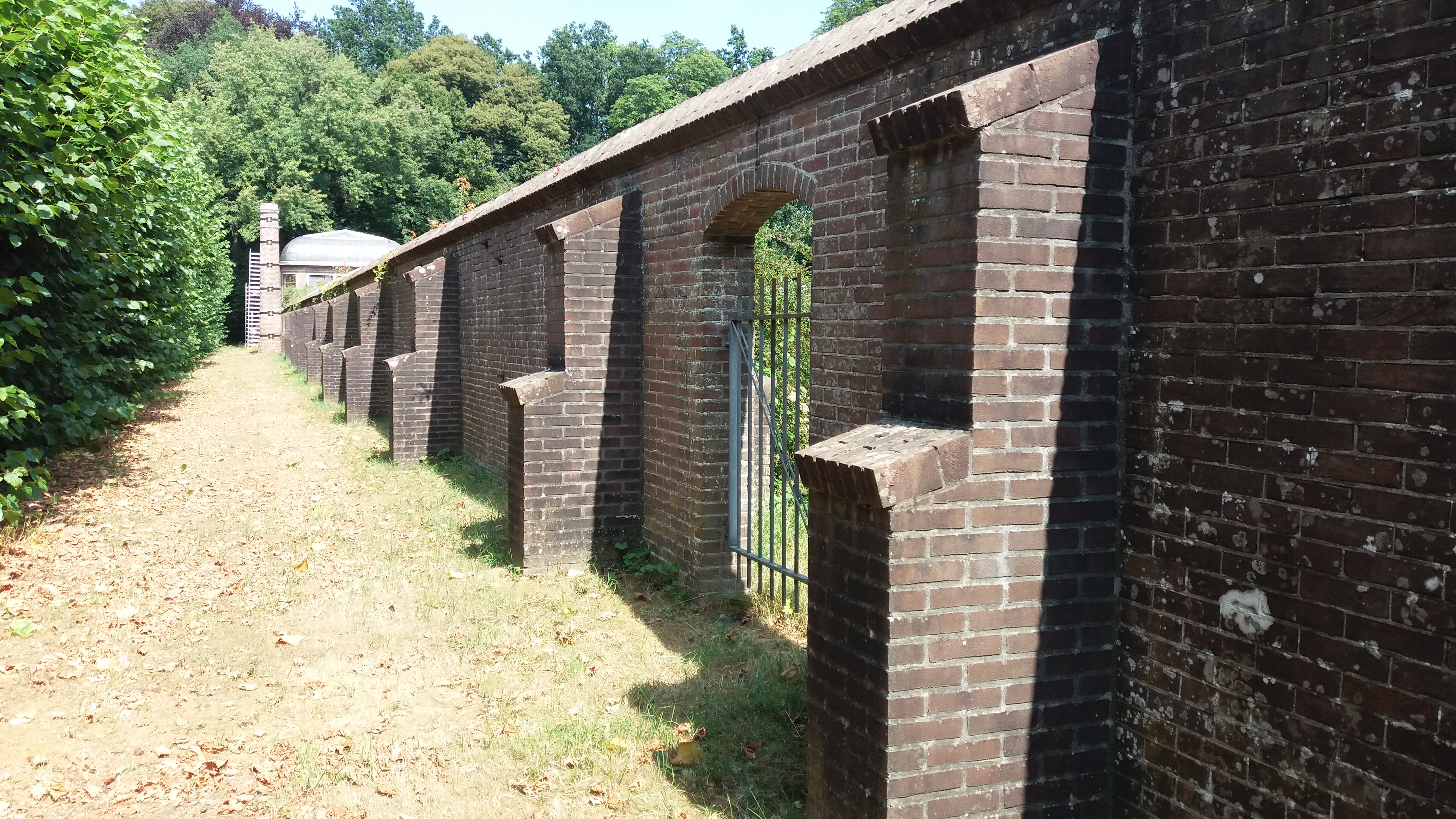 Moestuin muur